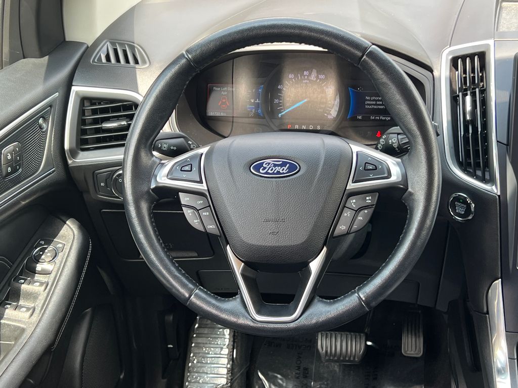 Thumbnail: 2022 Ford Edge - 8
