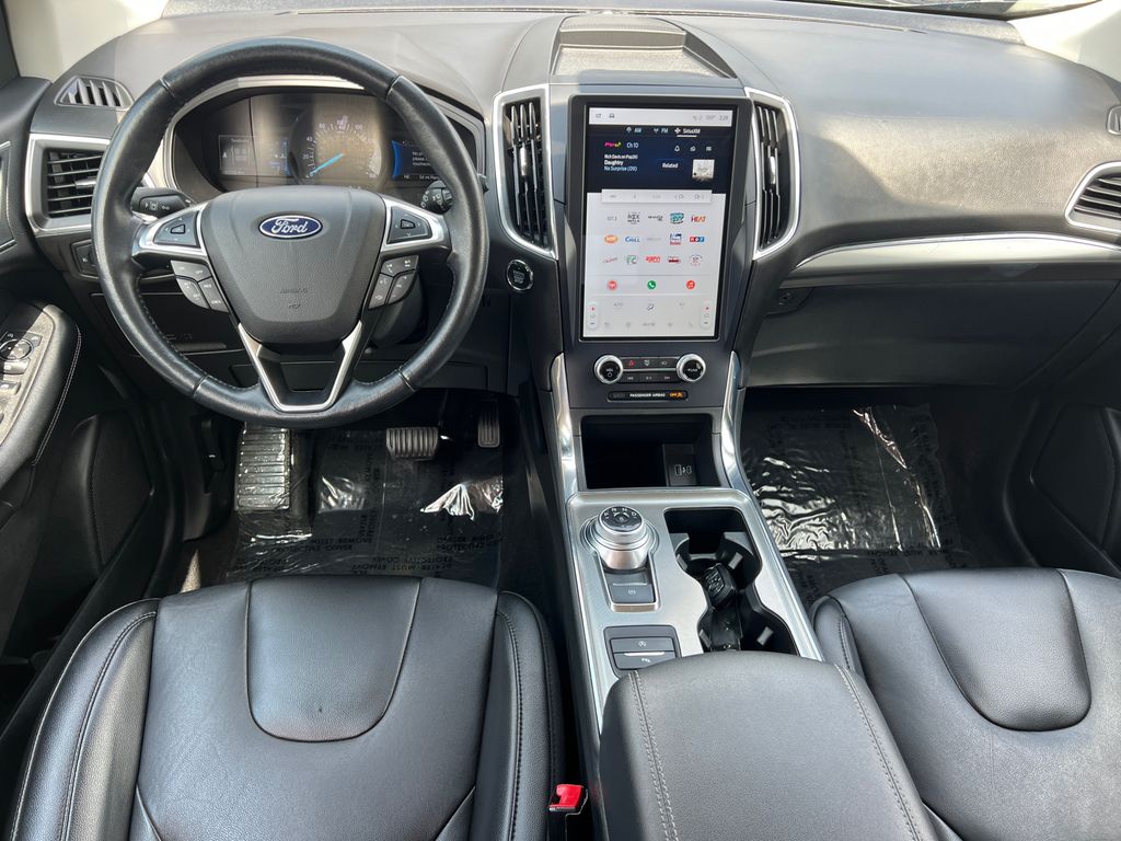 Thumbnail: 2022 Ford Edge - 2