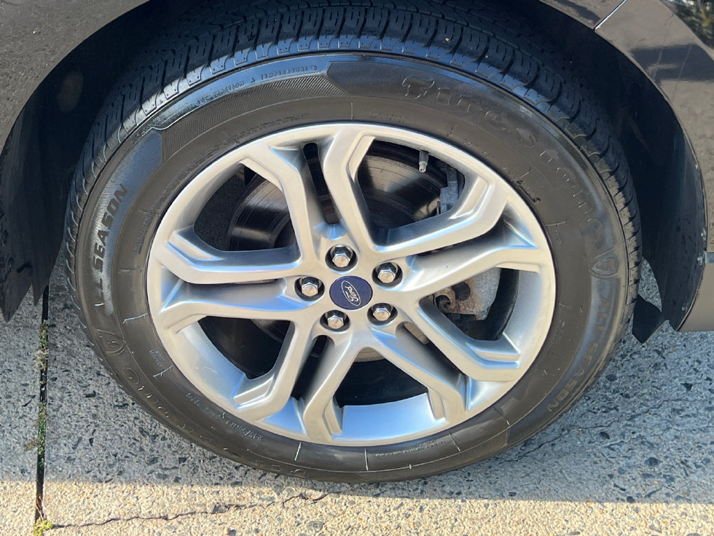 Thumbnail: 2018 Ford Edge - 22