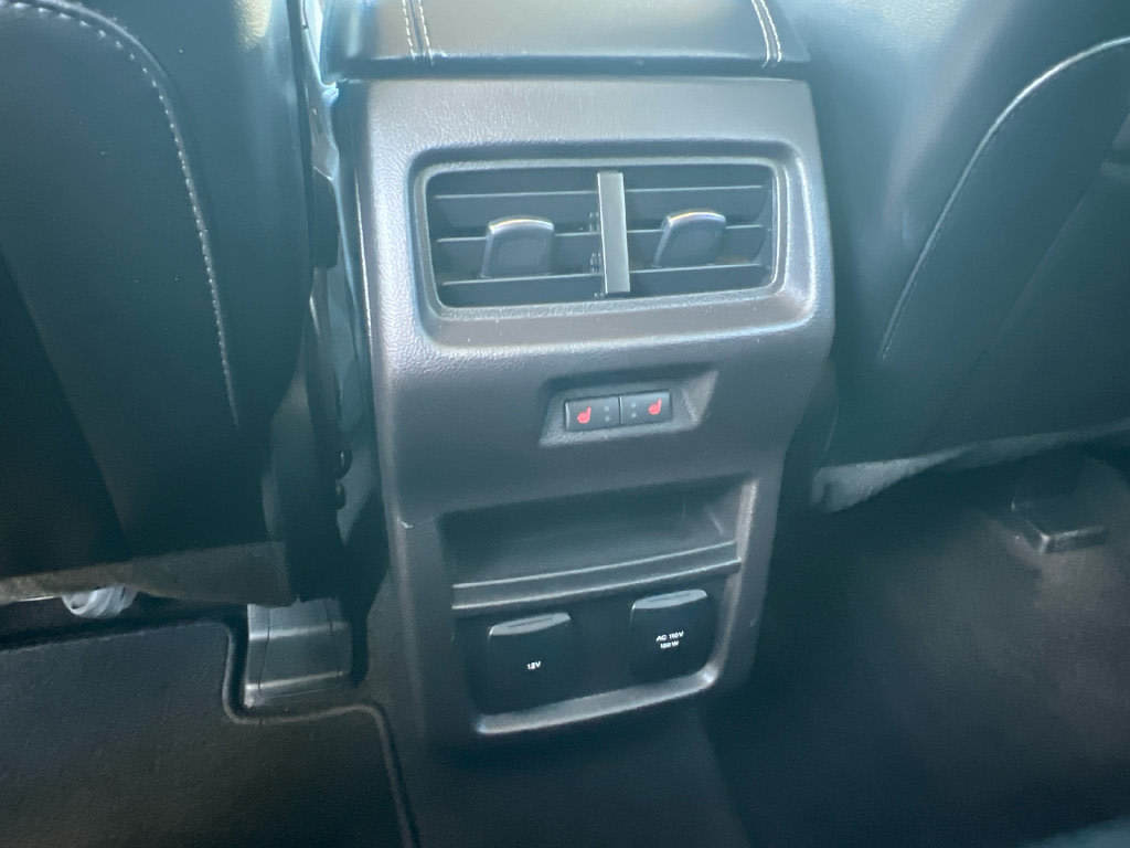 Thumbnail: 2018 Ford Edge - 30