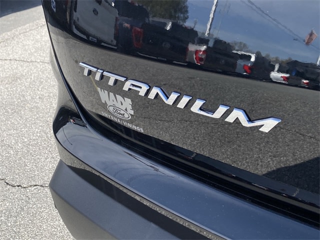 2024 Ford Edge Titanium 7