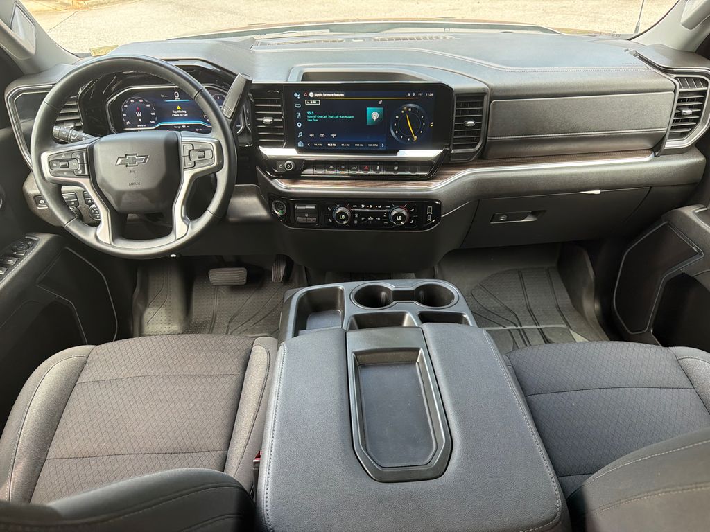 Thumbnail: 2025 Chevrolet Silverado 1500 - 8