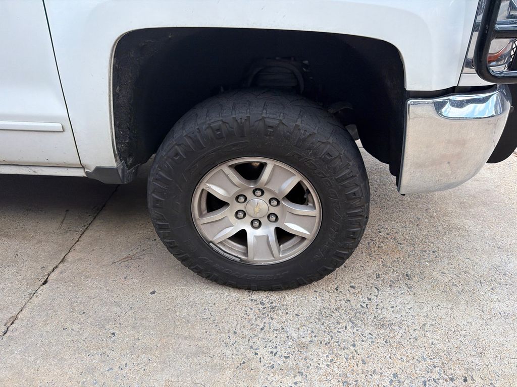 Thumbnail: 2019 Chevrolet Silverado 1500 - 6