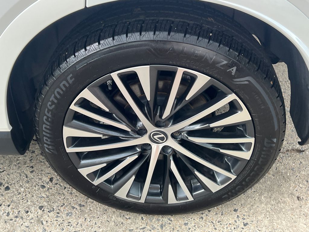 Thumbnail: 2024 Lexus RX - 26