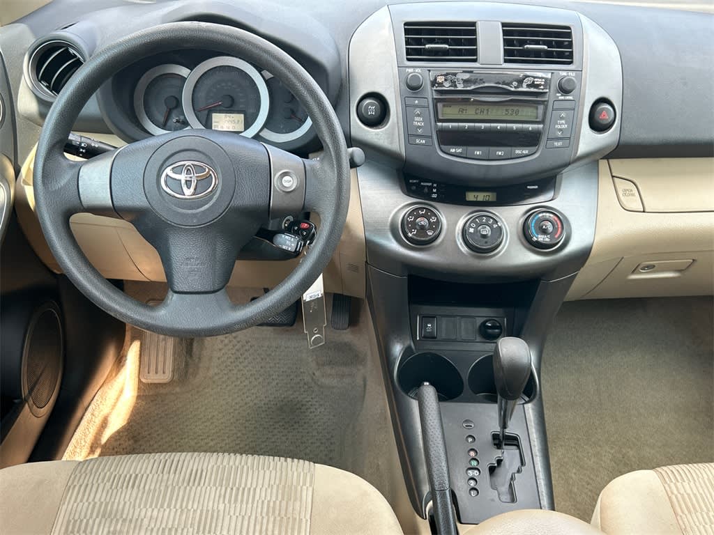 Thumbnail: 2010 Toyota RAV4 - 11