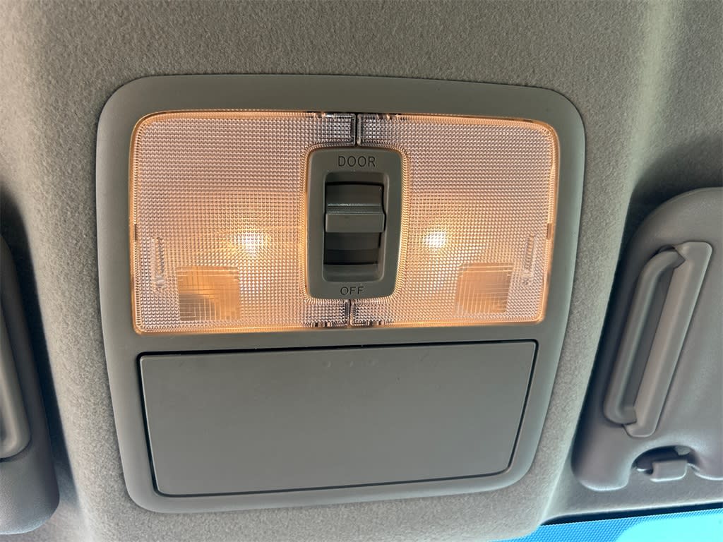 Thumbnail: 2010 Toyota RAV4 - 30