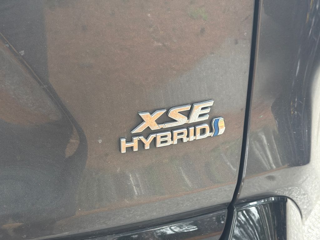 Thumbnail: 2019 Toyota RAV4 - 4