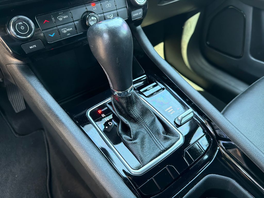 Thumbnail: 2024 Jeep Compass - 14