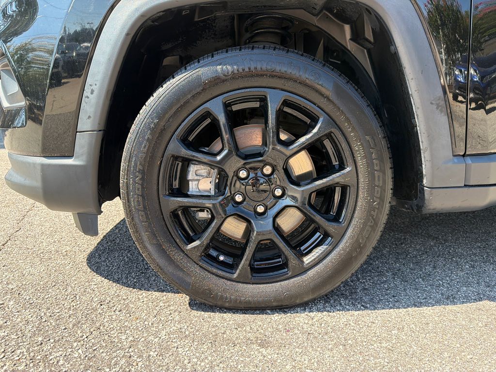 Thumbnail: 2024 Jeep Compass - 6