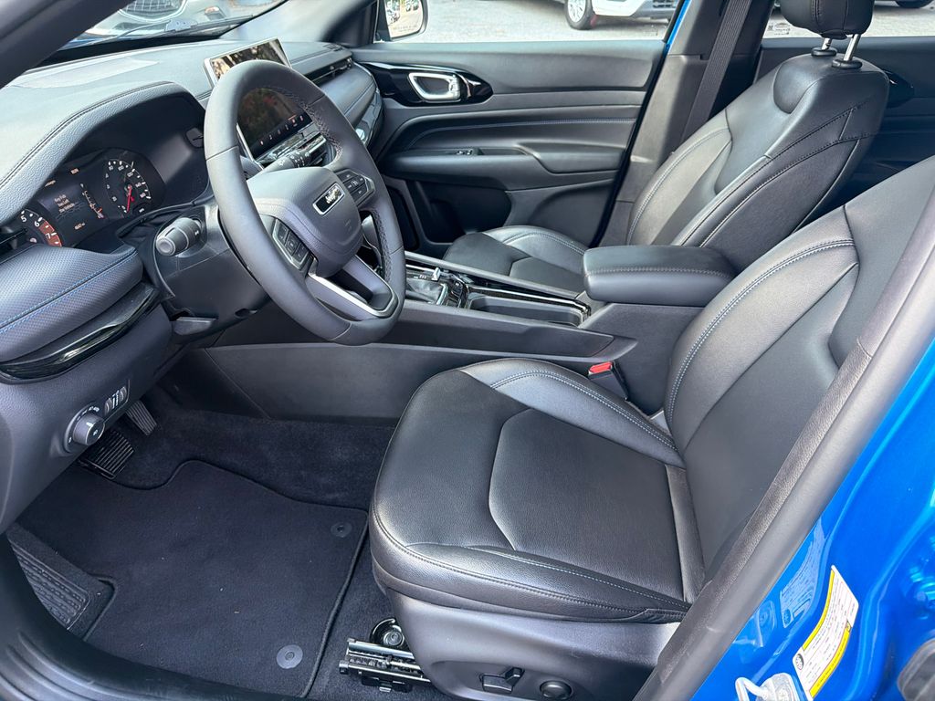 Thumbnail: 2026 Jeep Compass - 8