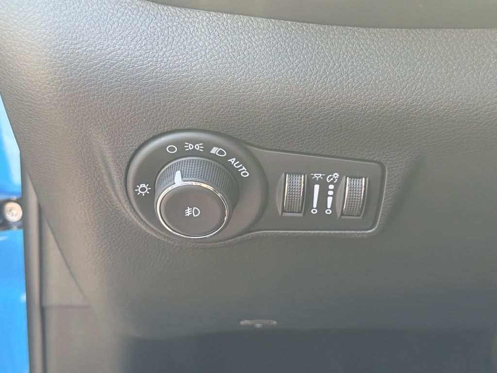 Thumbnail: 2026 Jeep Compass - 32