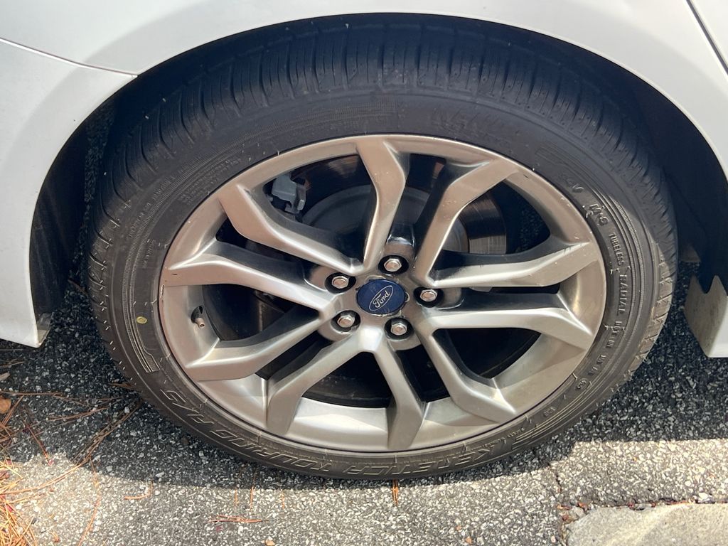 Thumbnail: 2019 Ford Fusion - 8