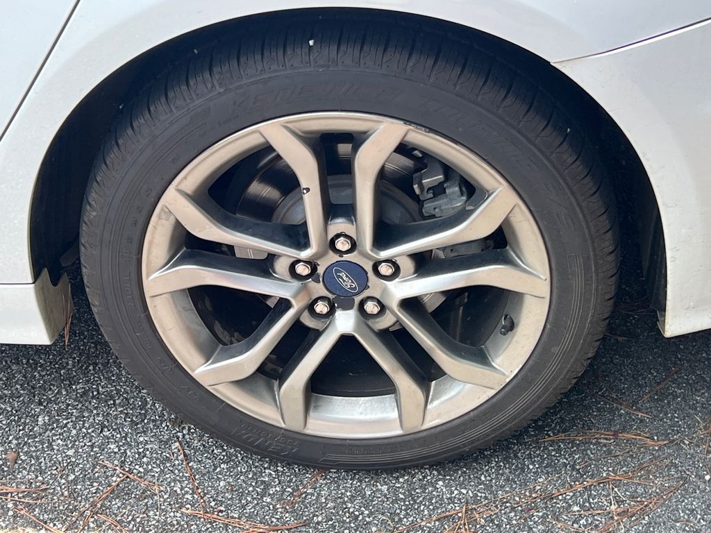Thumbnail: 2019 Ford Fusion - 4