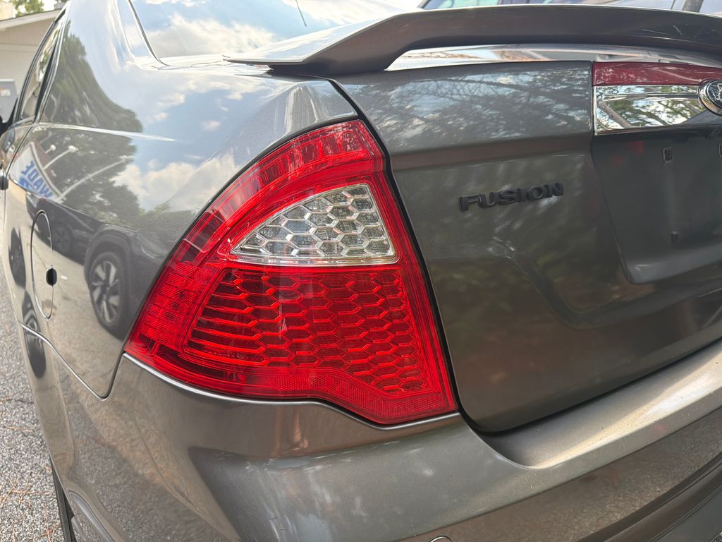Thumbnail: 2012 Ford Fusion - 7