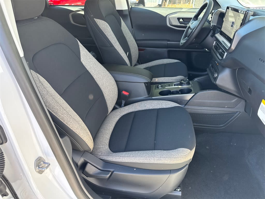 Thumbnail: 2025 Ford Bronco Sport - 9