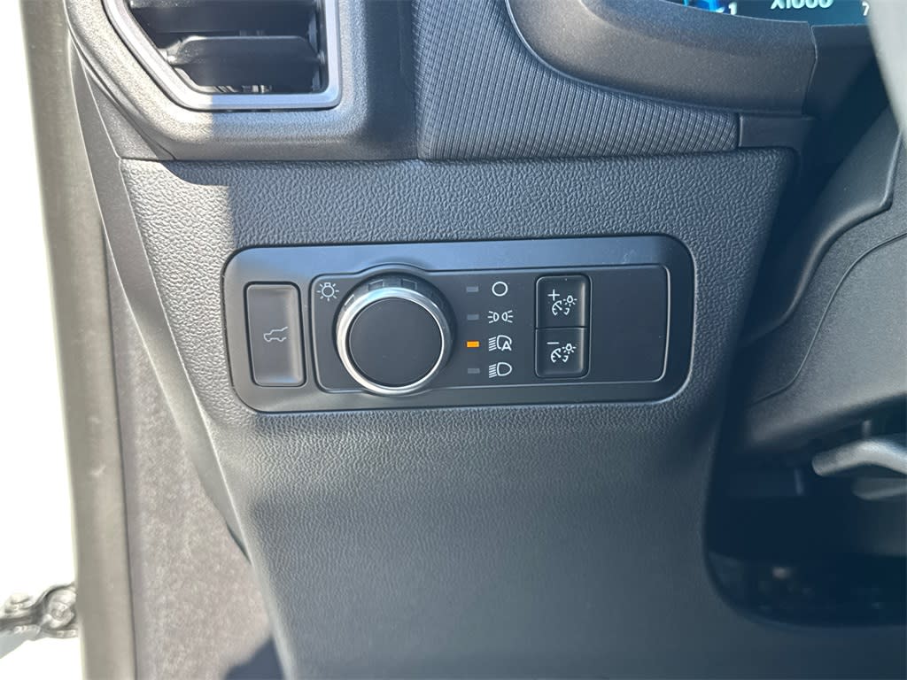 Thumbnail: 2025 Ford Bronco Sport - 31