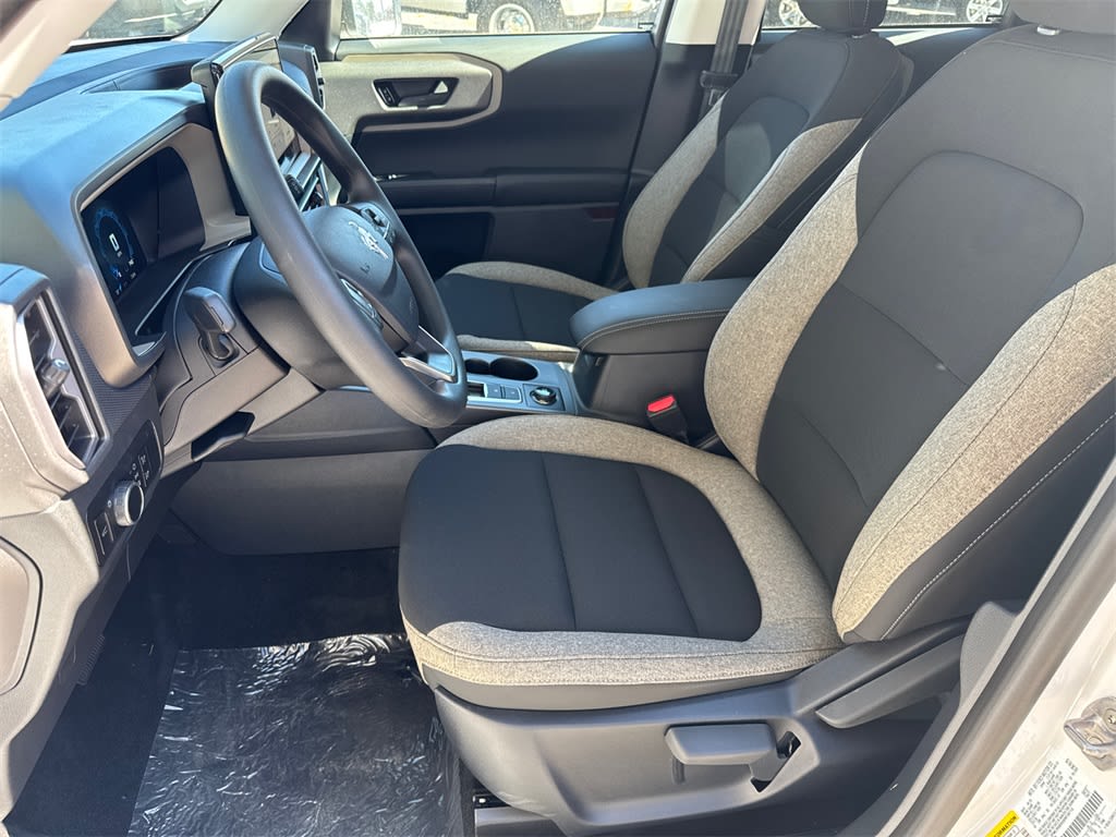 Thumbnail: 2025 Ford Bronco Sport - 8