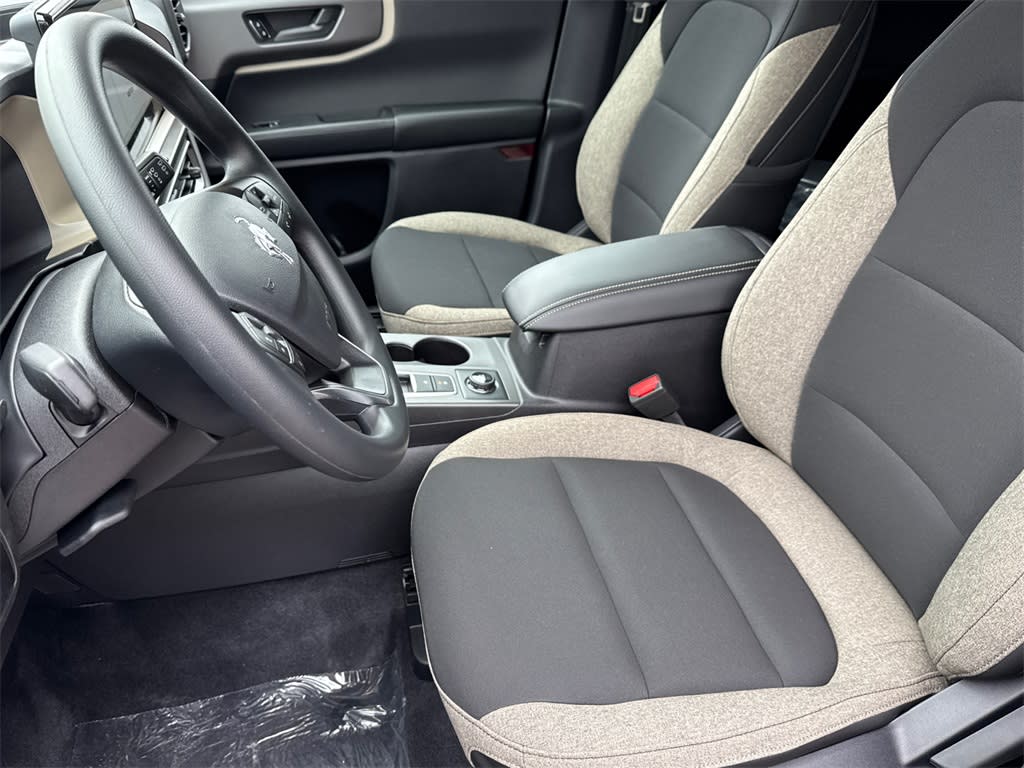 Thumbnail: 2025 Ford Bronco Sport - 9