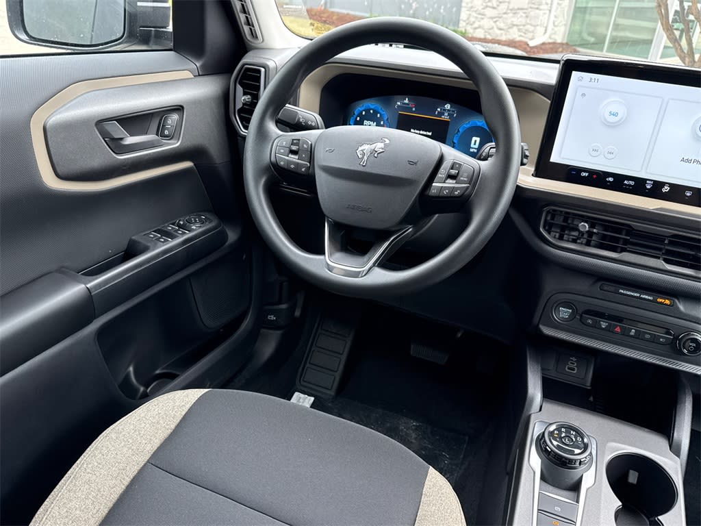 Thumbnail: 2025 Ford Bronco Sport - 7