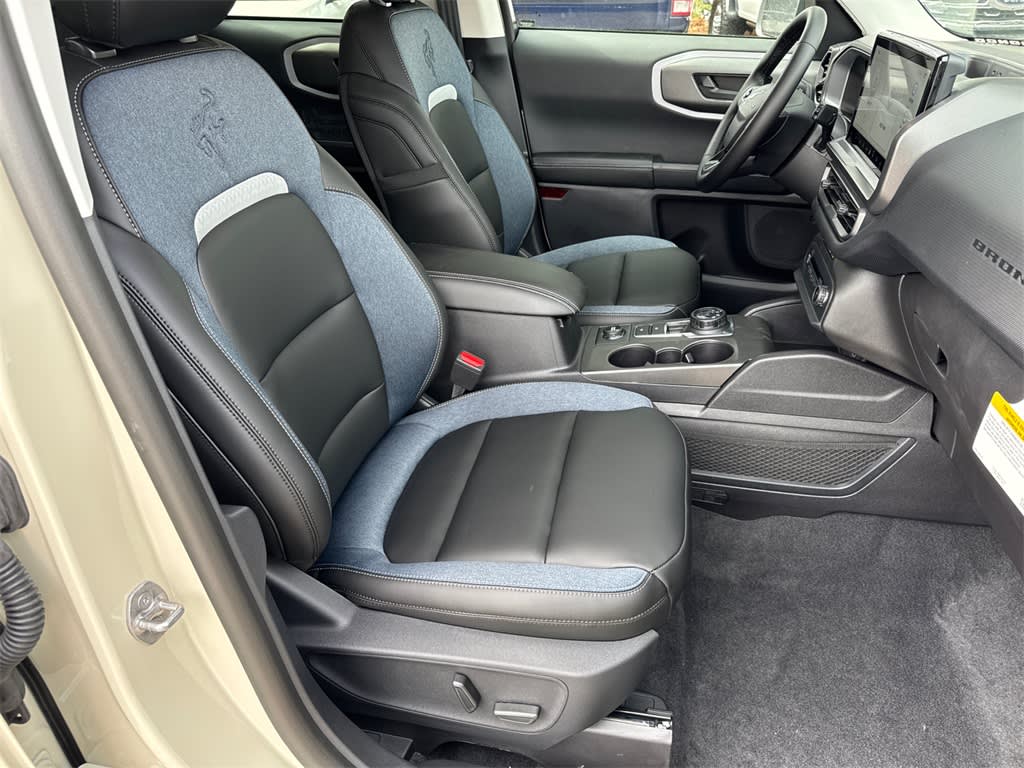 Thumbnail: 2025 Ford Bronco Sport - 9