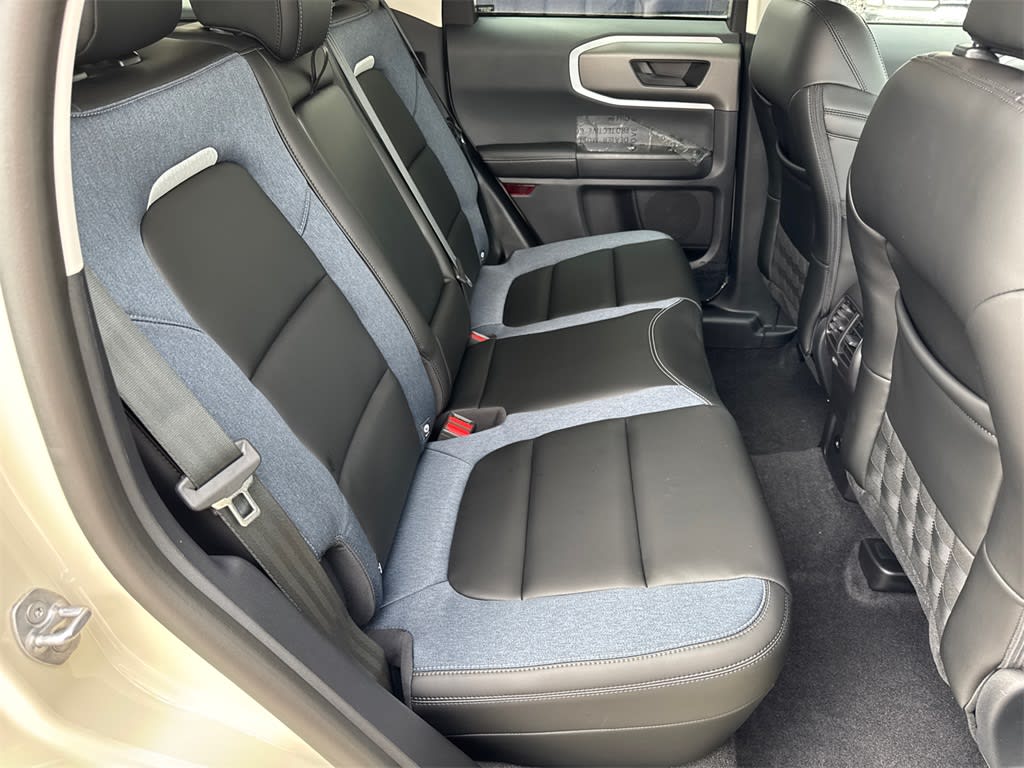 Thumbnail: 2025 Ford Bronco Sport - 10