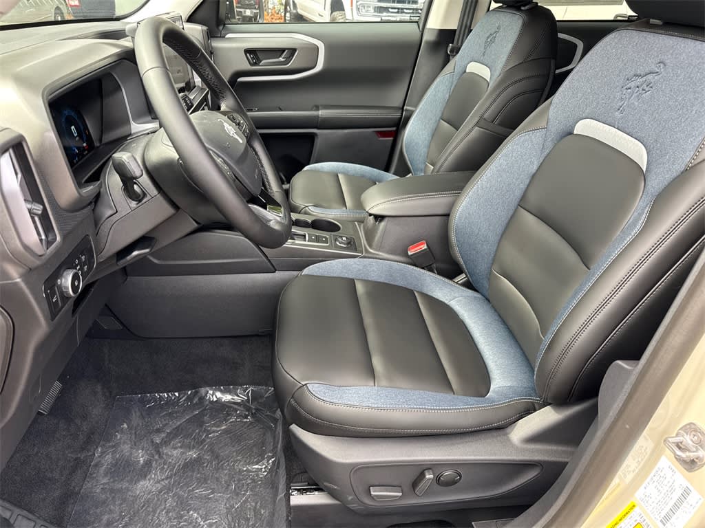 Thumbnail: 2025 Ford Bronco Sport - 8