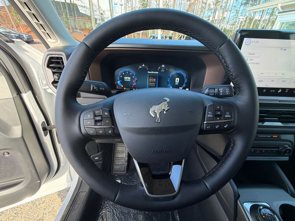 Thumbnail: 2025 Ford Bronco Sport - 25