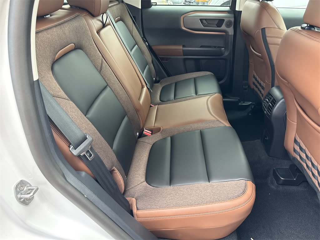 Thumbnail: 2025 Ford Bronco Sport - 10