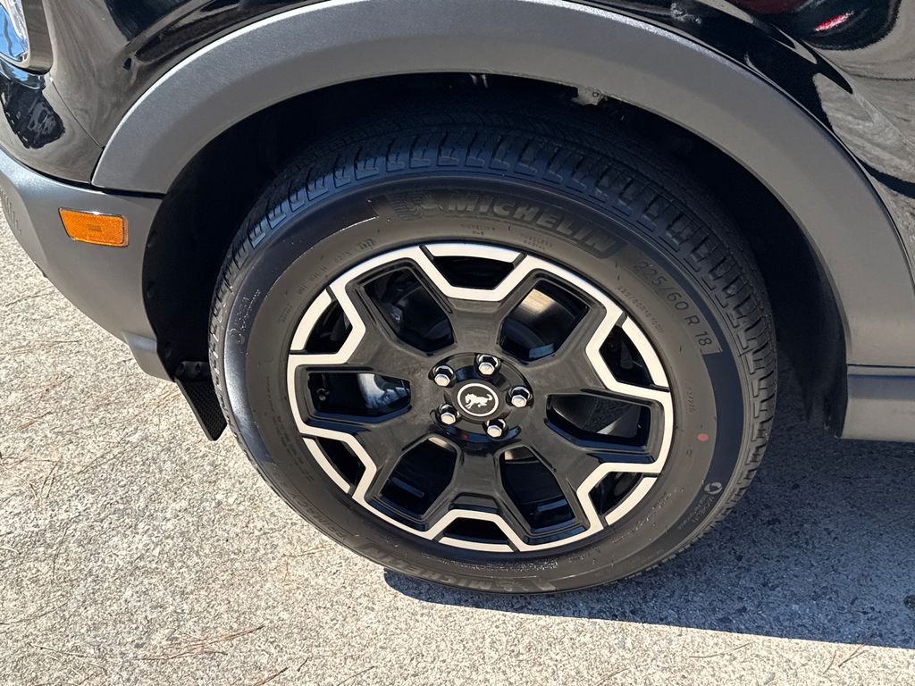 Thumbnail: 2025 Ford Bronco Sport - 6