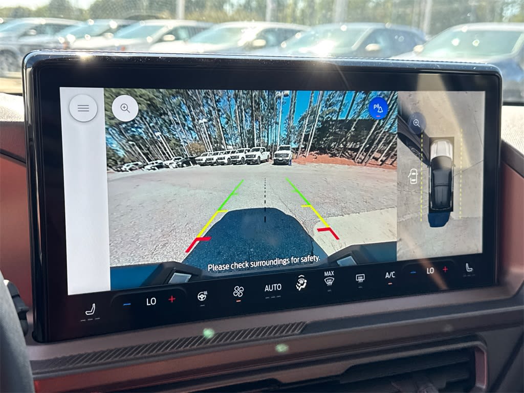 Thumbnail: 2025 Ford Bronco Sport - 25