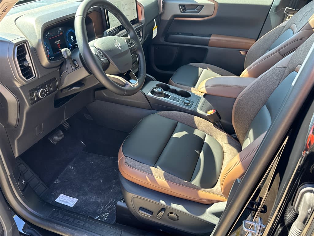 Thumbnail: 2025 Ford Bronco Sport - 8