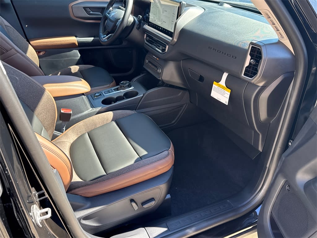 Thumbnail: 2025 Ford Bronco Sport - 21