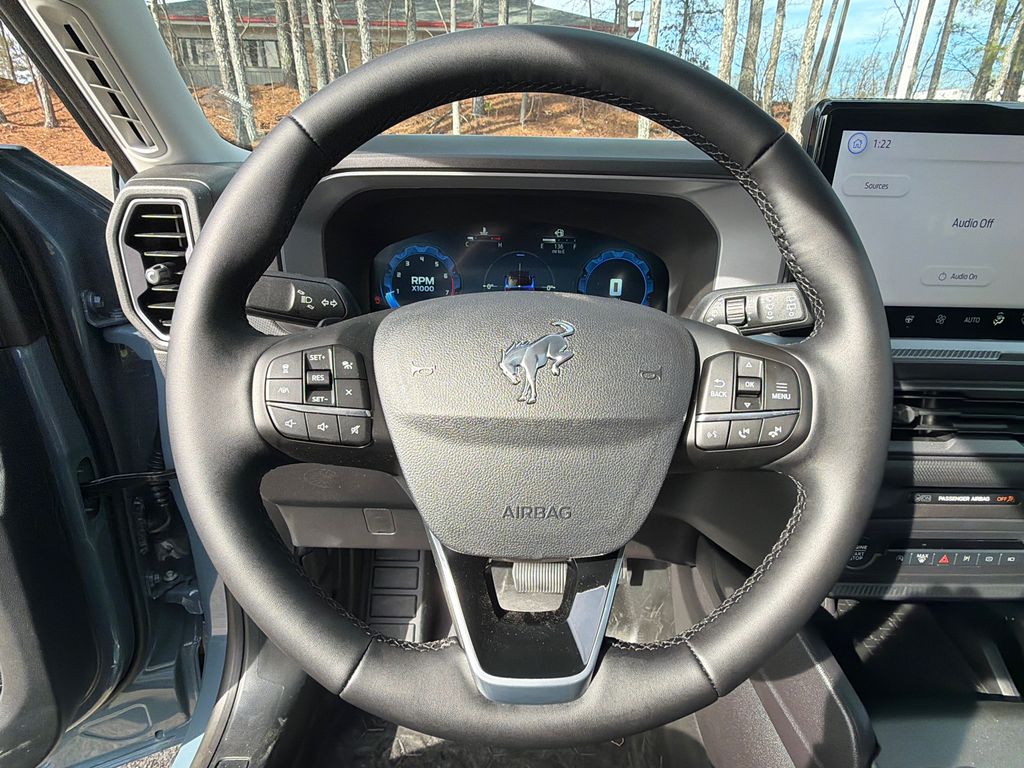 Thumbnail: 2025 Ford Bronco Sport - 25