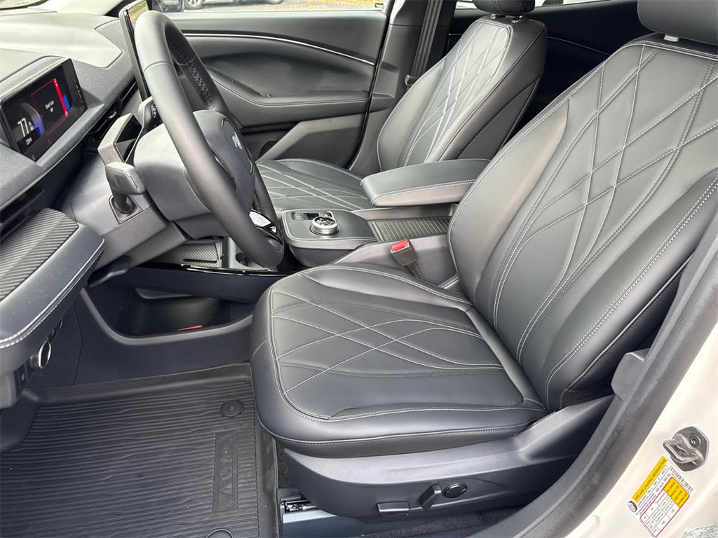 Thumbnail: 2024 Ford Mustang Mach-E - 9