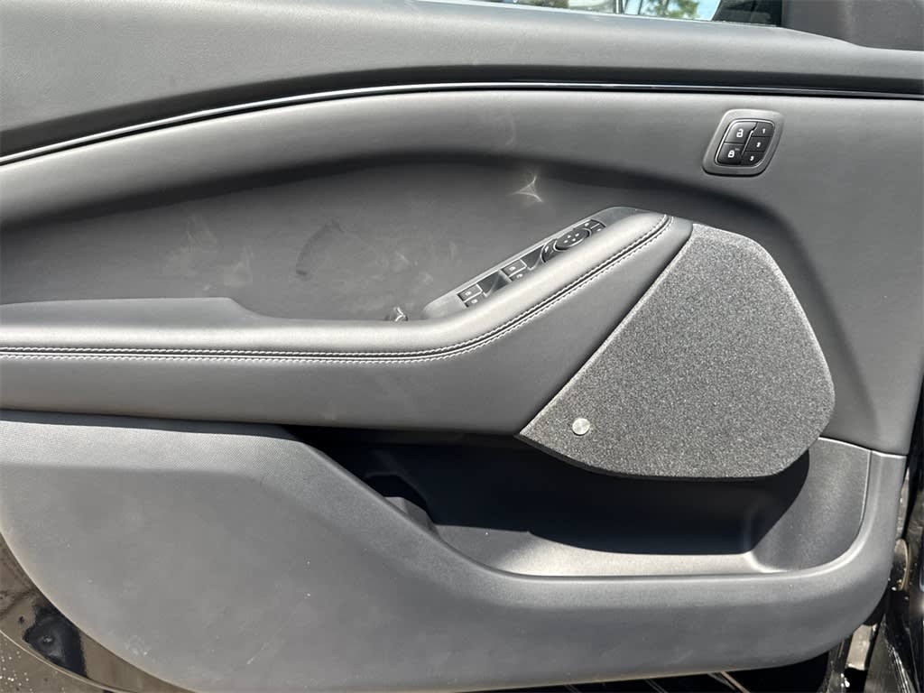 Thumbnail: 2025 Ford Mustang Mach-E - 22