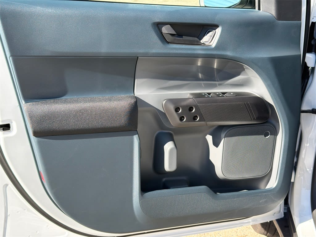 Thumbnail: 2026 Ford Maverick - 22