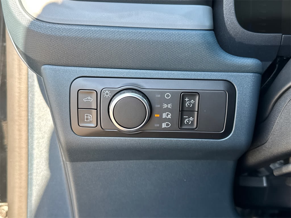 Thumbnail: 2025 Ford Maverick - 31