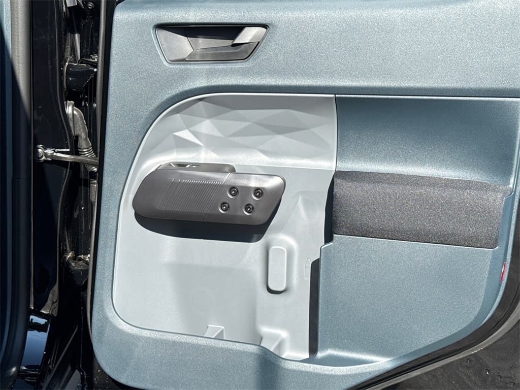 Thumbnail: 2025 Ford Maverick - 23