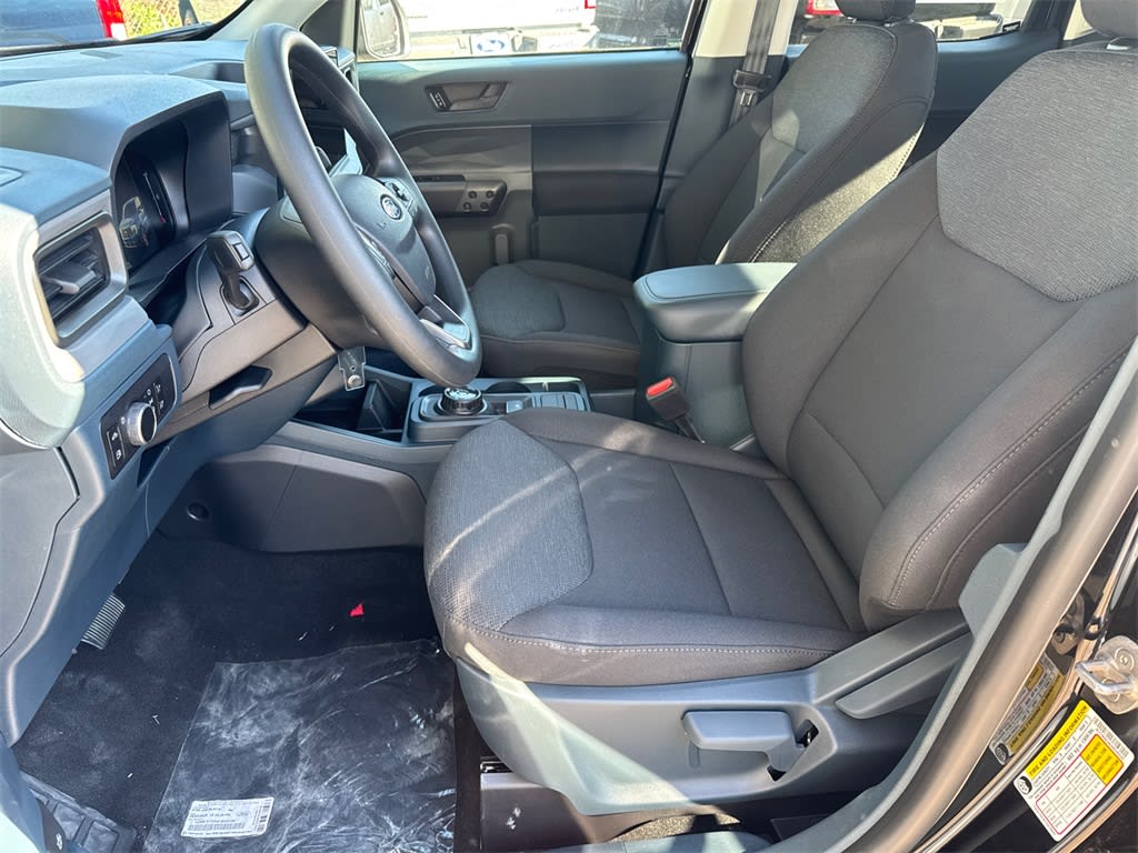 Thumbnail: 2025 Ford Maverick - 9