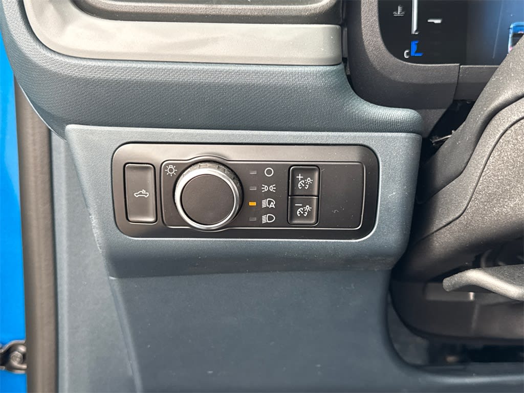 Thumbnail: 2025 Ford Maverick - 32