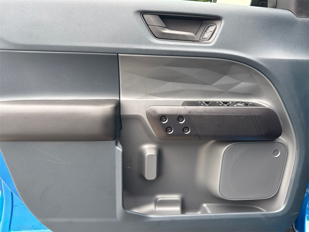 Thumbnail: 2025 Ford Maverick - 22