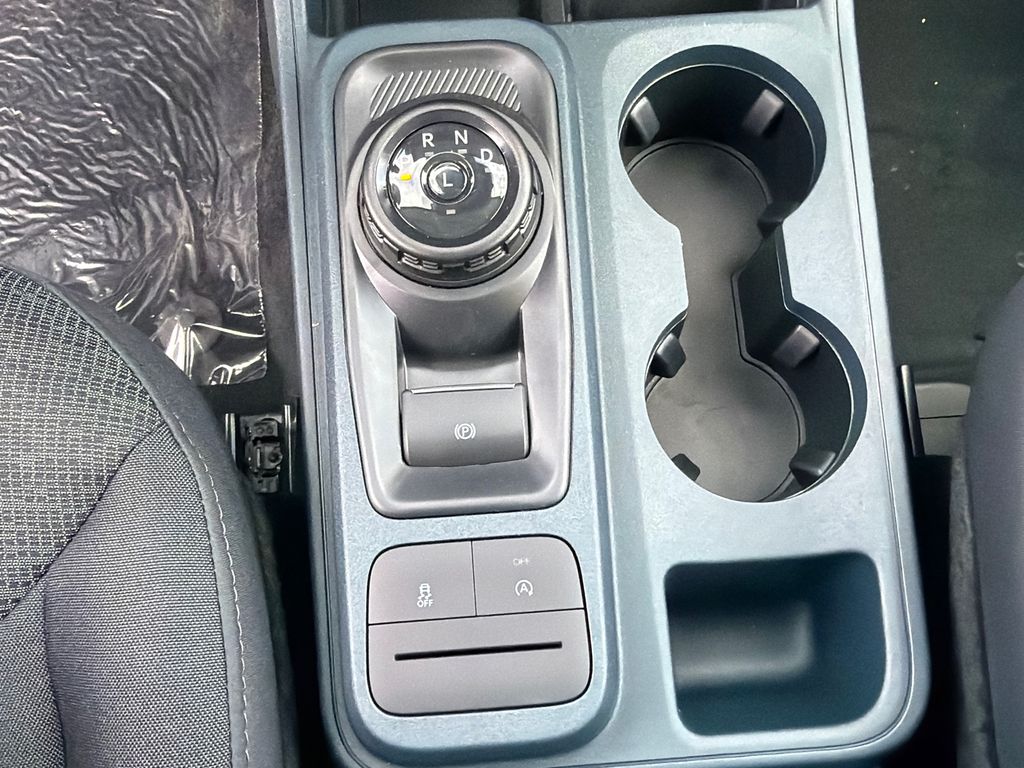 Thumbnail: 2026 Ford Maverick - 15