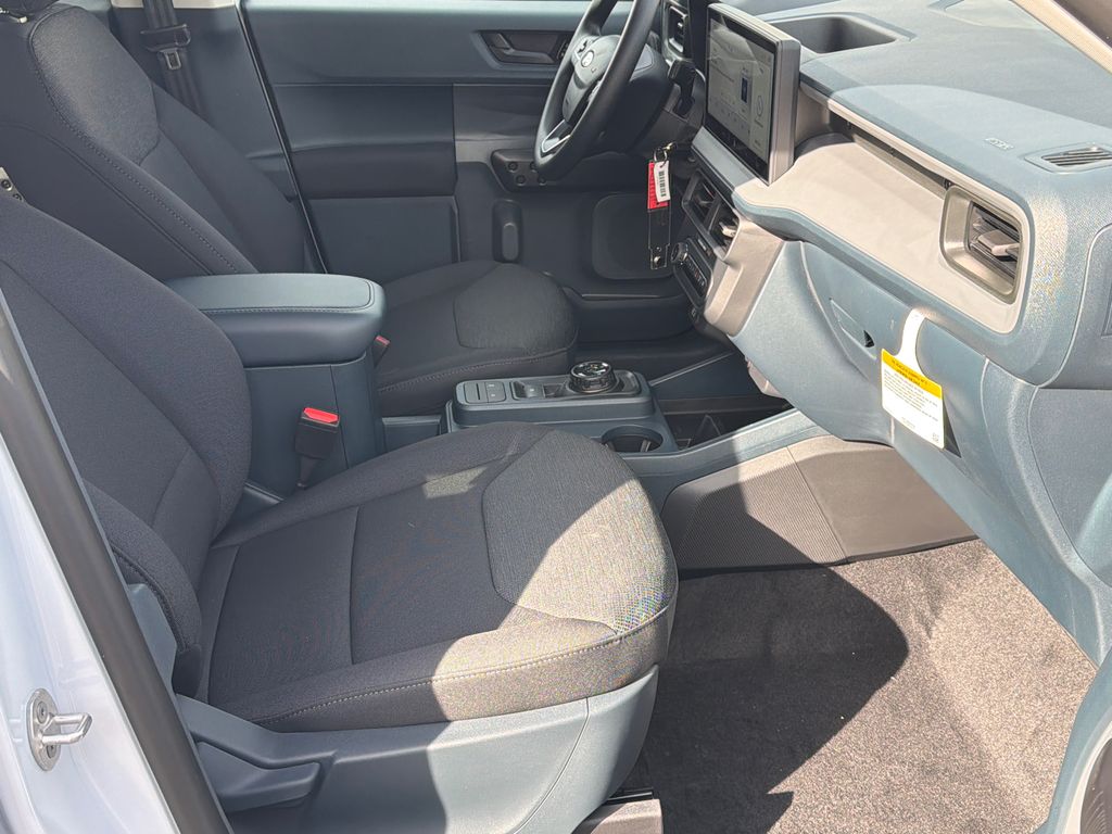 Thumbnail: 2026 Ford Maverick - 10