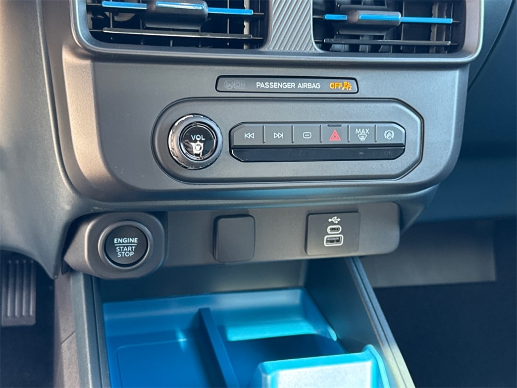 Thumbnail: 2025 Ford Maverick - 30