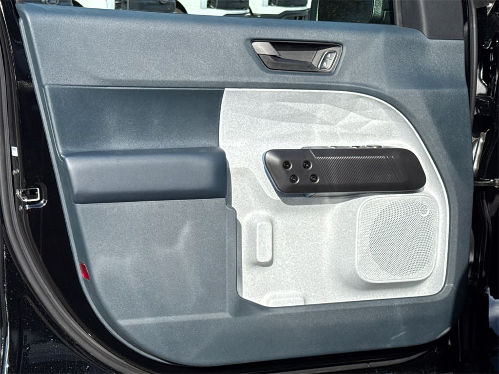 Thumbnail: 2025 Ford Maverick - 22