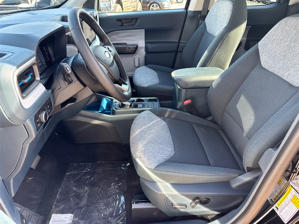 Thumbnail: 2025 Ford Maverick - 9