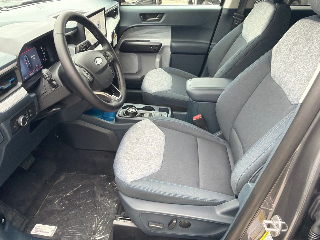 Thumbnail: 2026 Ford Maverick - 9