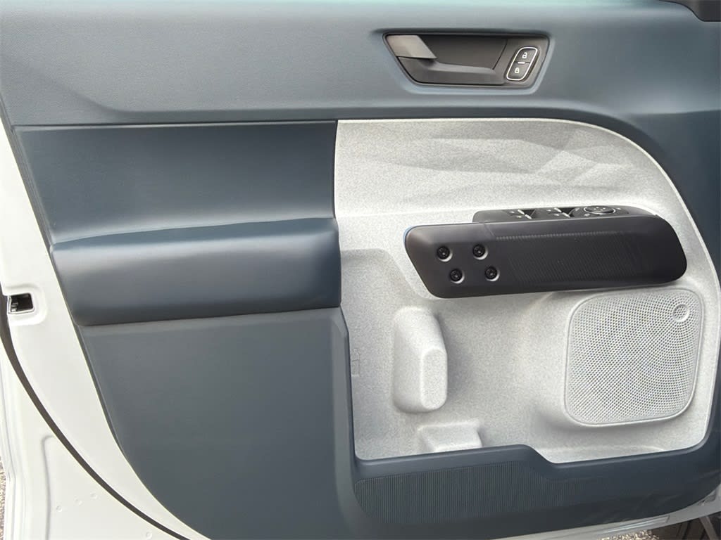 Thumbnail: 2026 Ford Maverick - 22