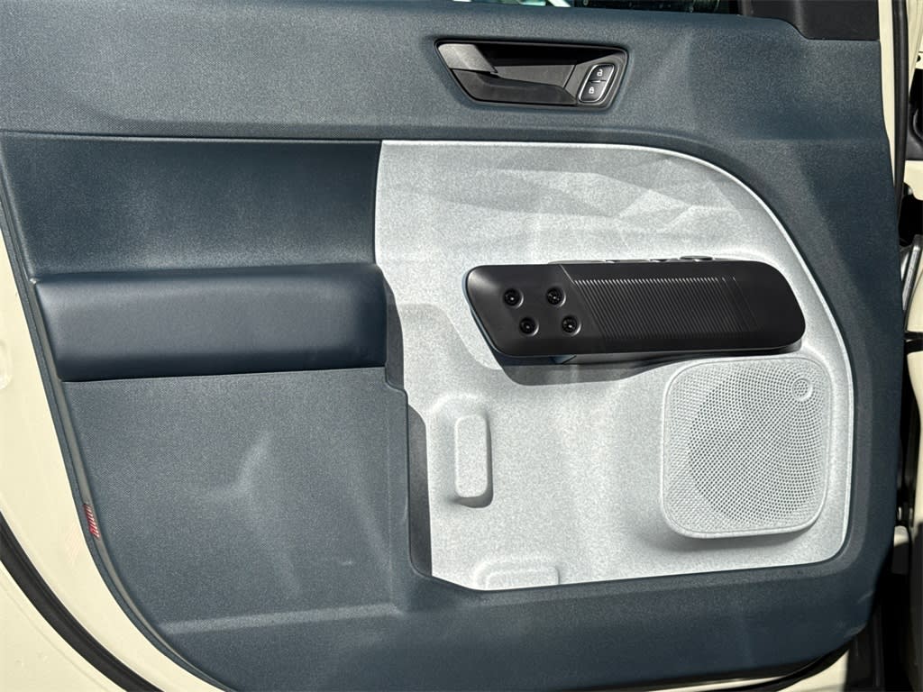 Thumbnail: 2025 Ford Maverick - 22