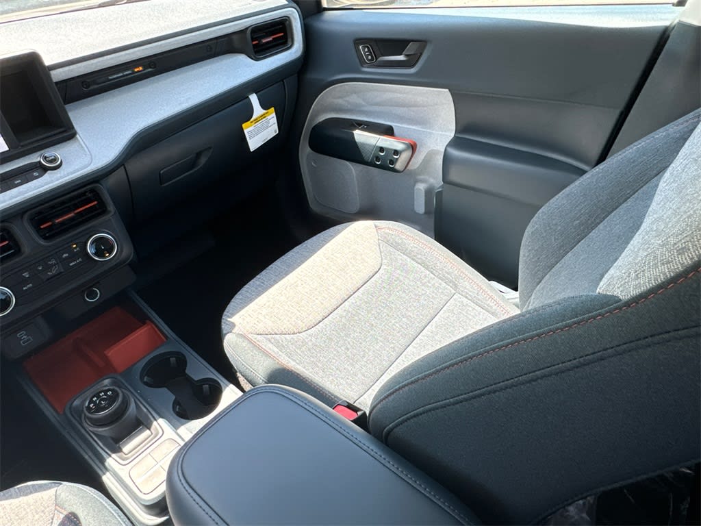 2024 Ford Maverick XLT 25